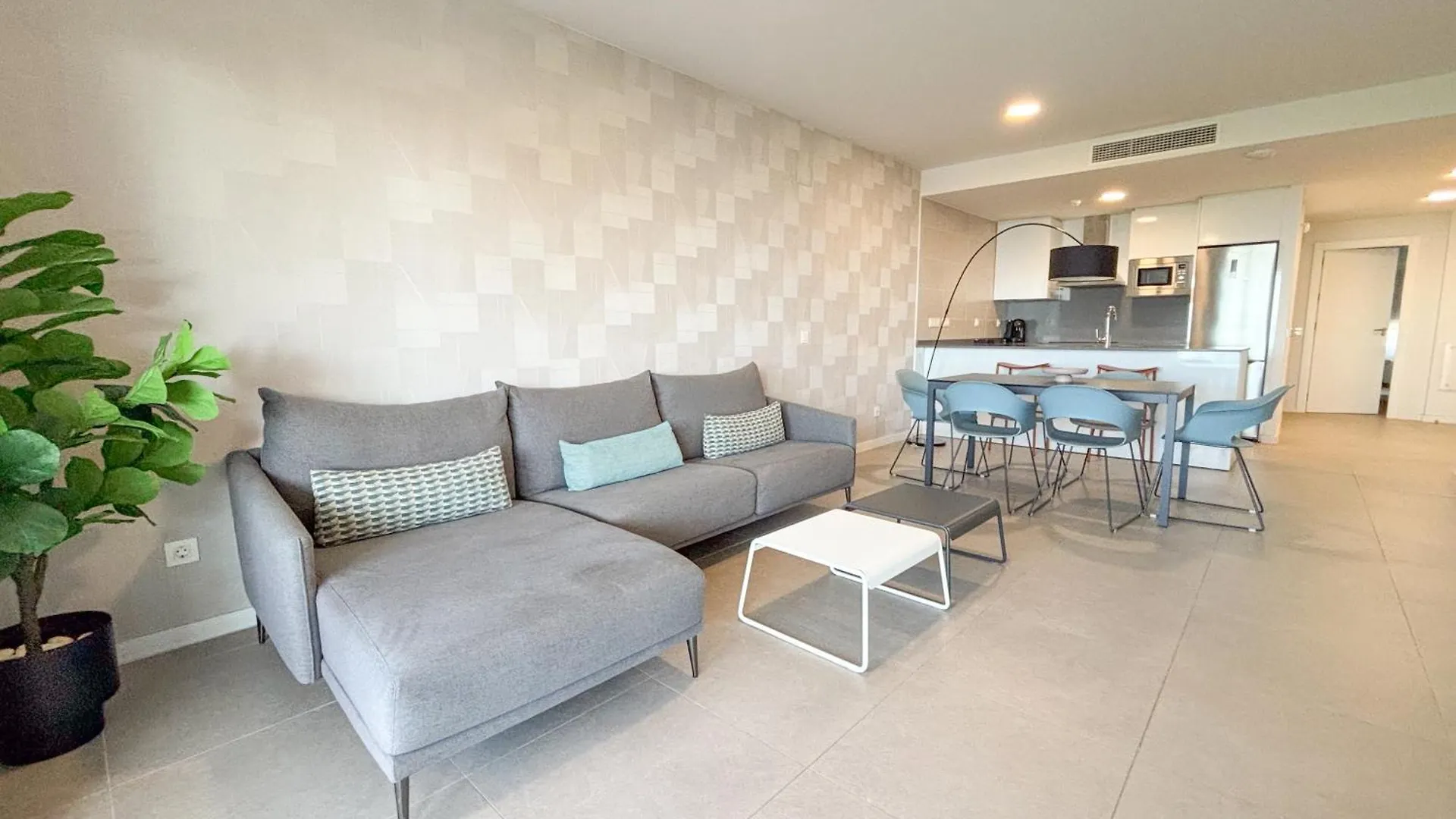 Aqua Apartments Bellamar, Marbella Spain
