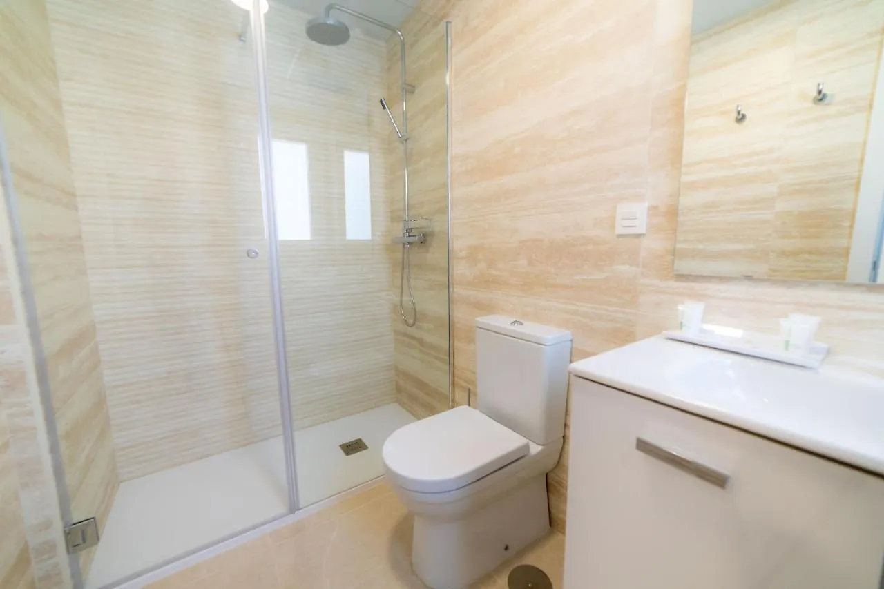 Aqua Apartments Bellamar, מארבלה ספרד