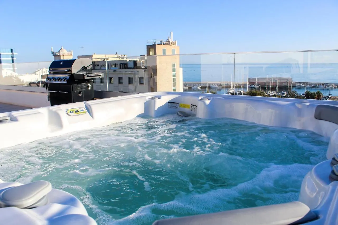 Aqua Apartments Bellamar, מארבלה